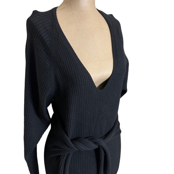 Good American Rib Knit Midi Dress - Picture 5 of 13